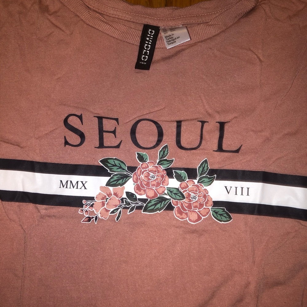 Pink shirt - Picture 2 of 2